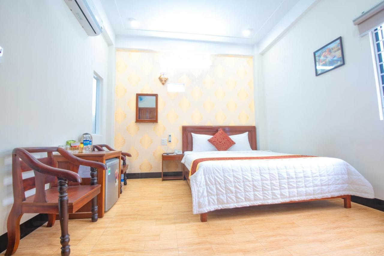 New Day Hotel Quy Nhon Bagian luar foto
